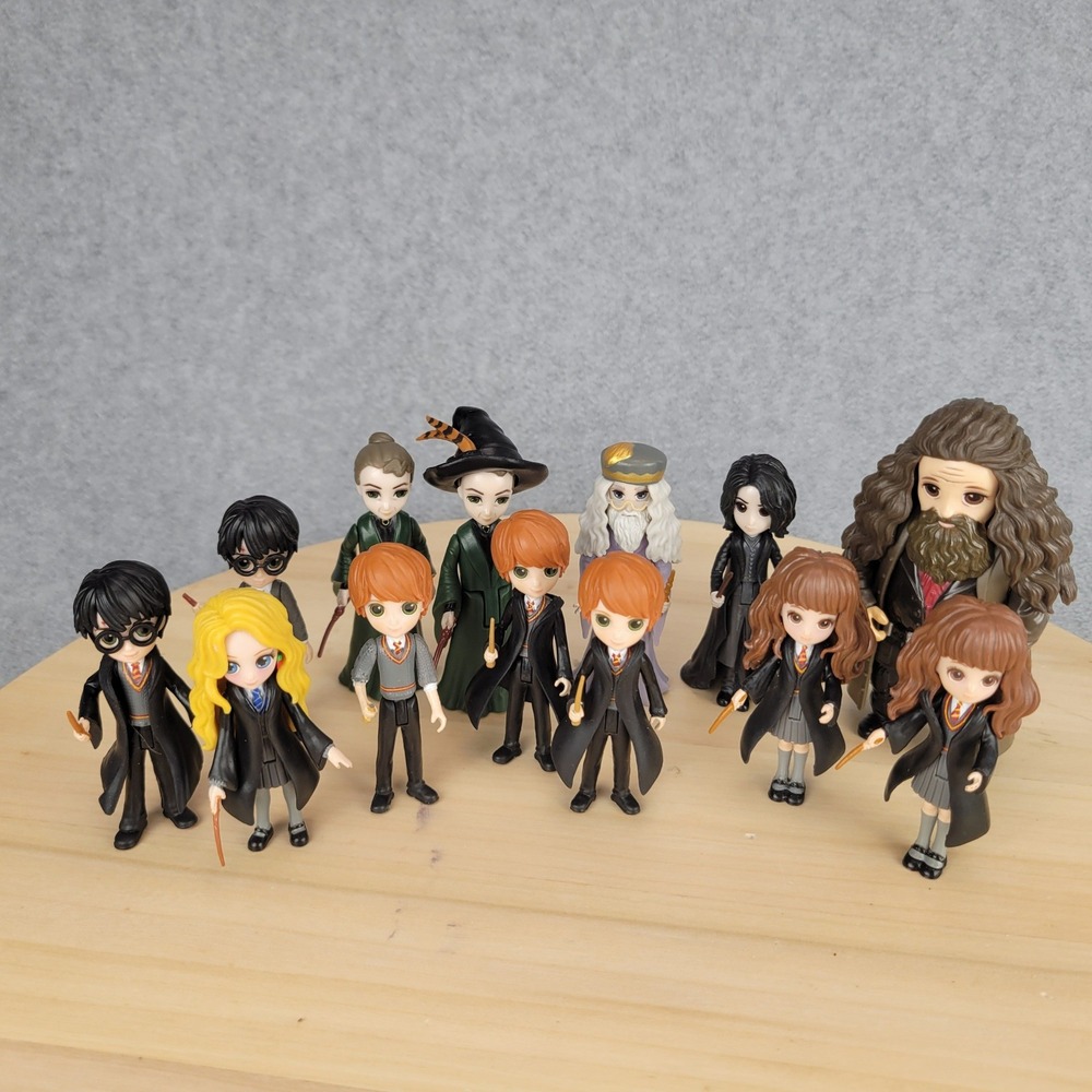 Spin Master Harry Potter Magical Minis Figure Lot 13pc Multicolor Hogwarts Set